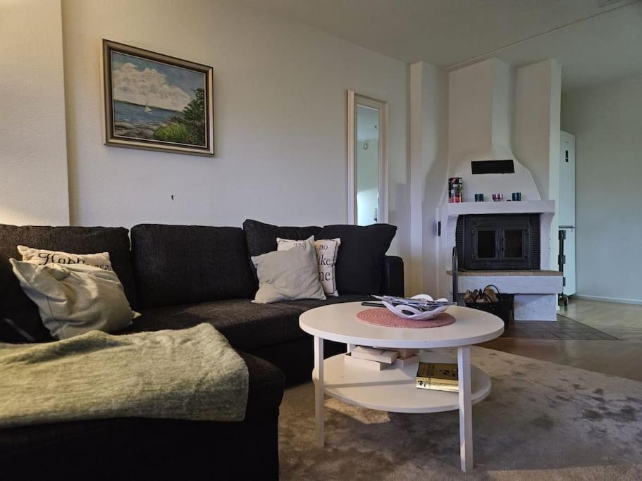 Appartamento Laegenhet I Aelvsborg Goeteborg Esterno foto